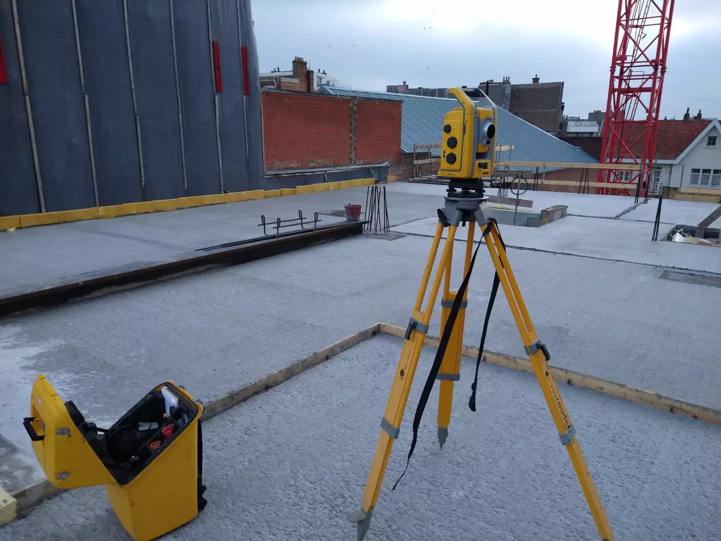Uw project met de hoogste precisie uitgezet! - Homepage